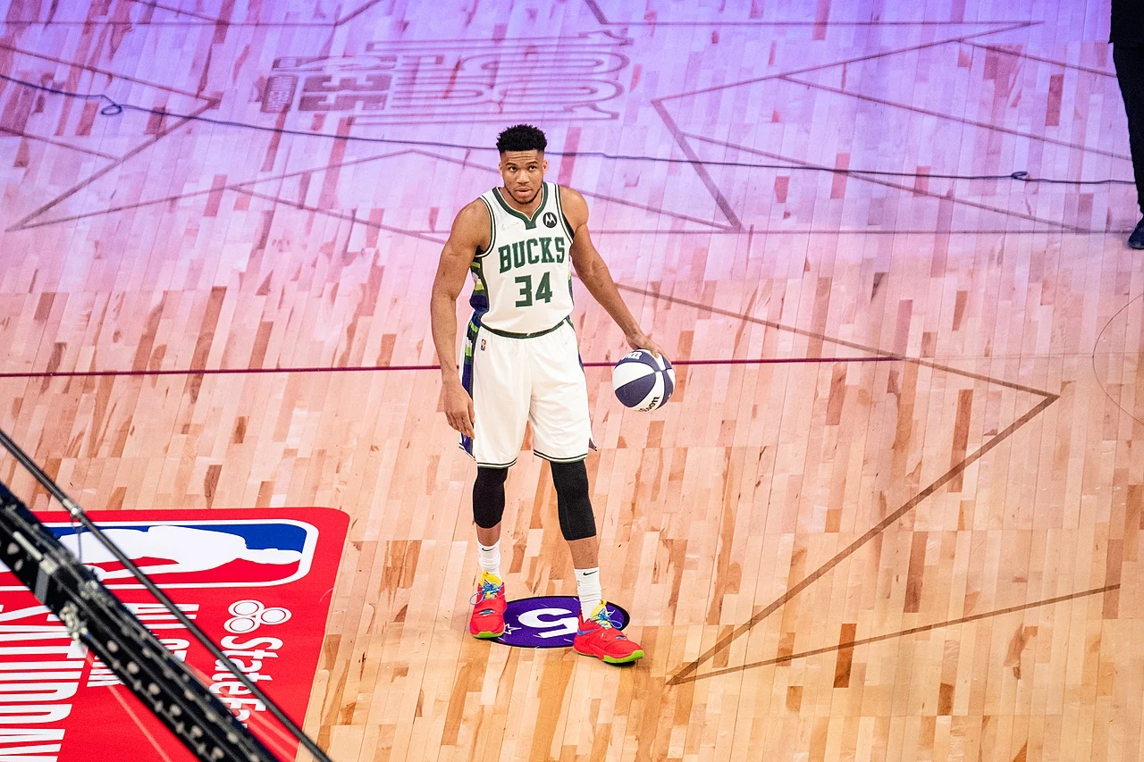 Giannis Antetokounmpo en un partido con los Milwaukee Bucks, imagen de archivo